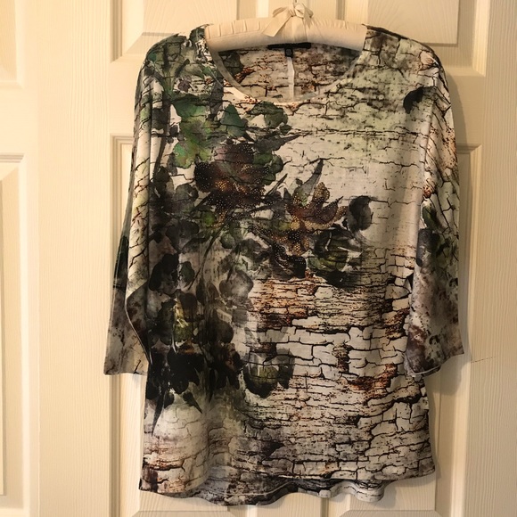 B.L.E.U. Green Botanical print top size Medium - Picture 1 of 13